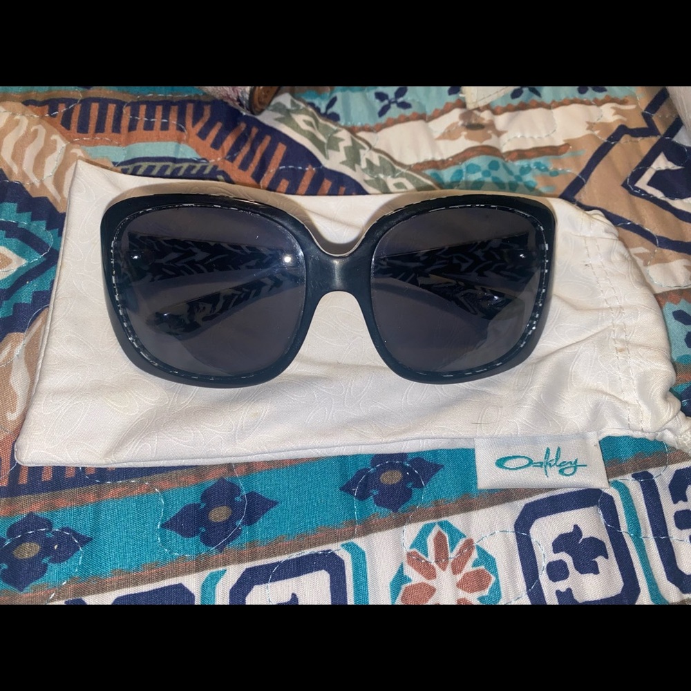 Oakley Sunglasss